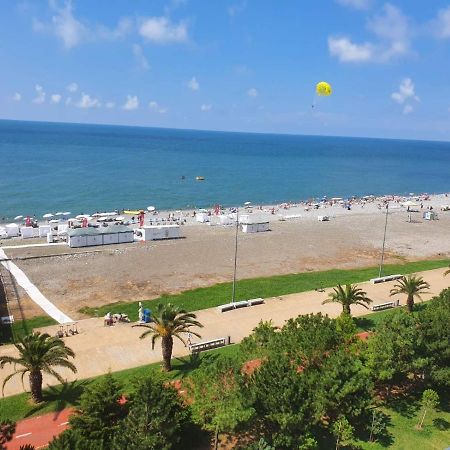 Apartment Magnolia Seaside Batumi Exteriör bild