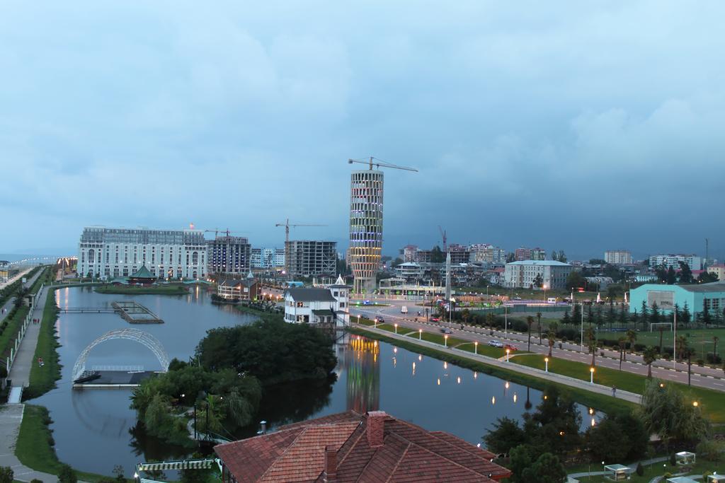 Apartment Magnolia Seaside Batumi Exteriör bild