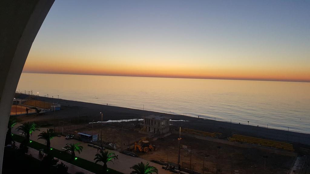 Apartment Magnolia Seaside Batumi Exteriör bild
